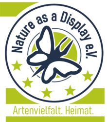 Logo Nature as a Display e.V. – Dachverband für Nature Ads, Beevertising und nachhaltige OOH-Feldwerbung